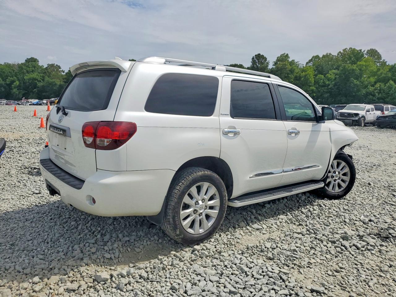 2020 TOYOTA SEQUOIA