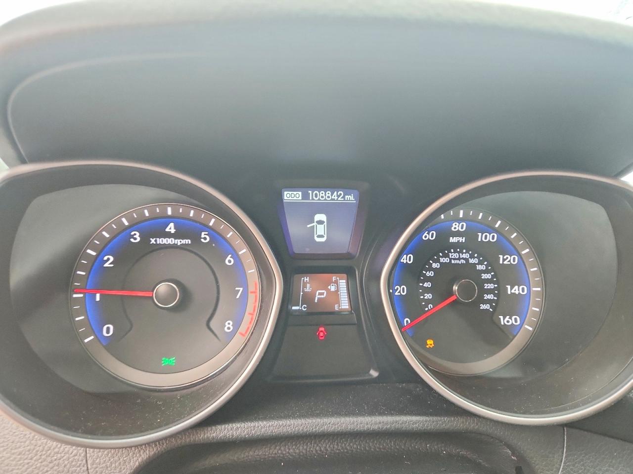 2016 HYUNDAI ELANTRA