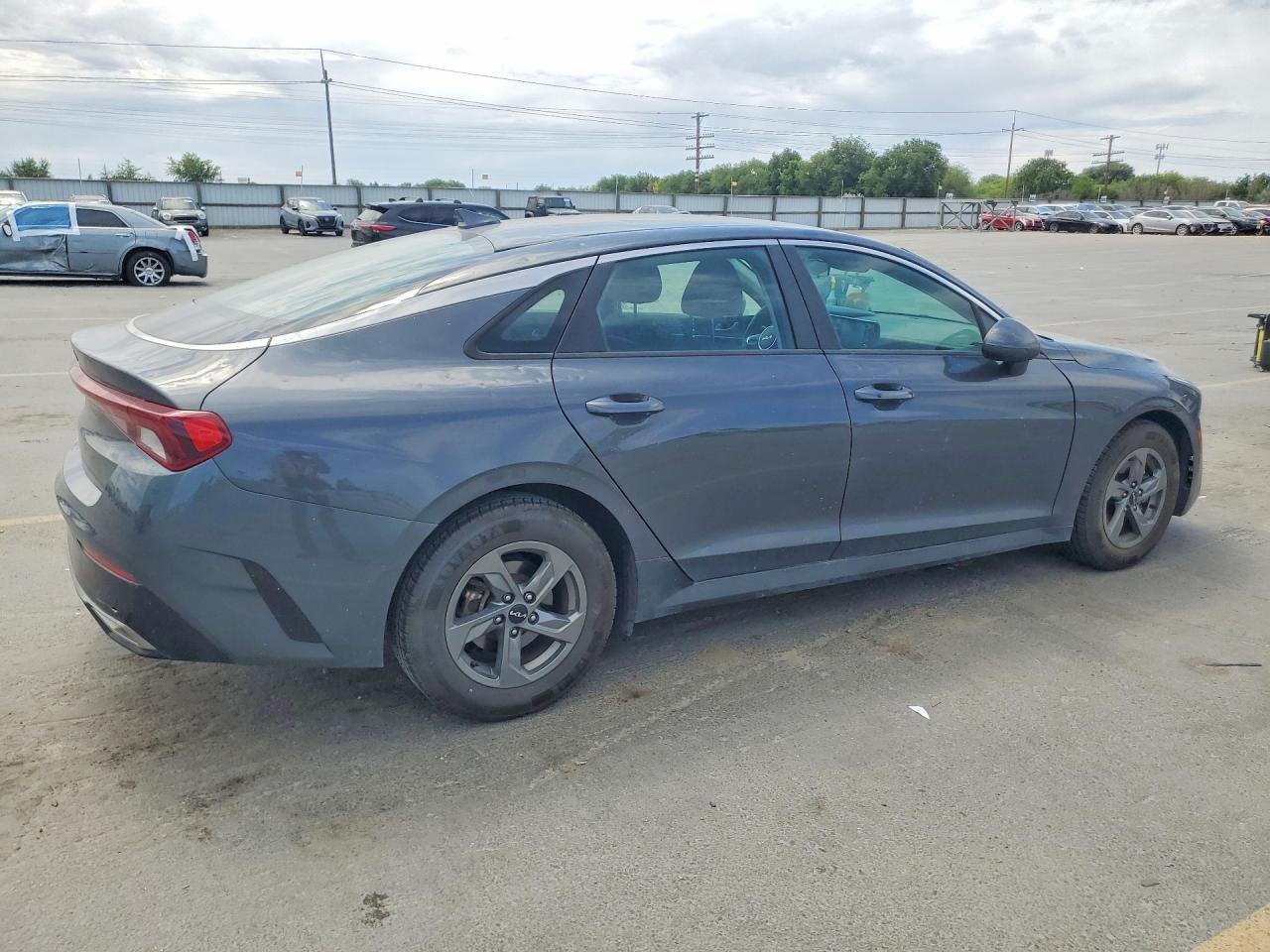 2022 KIA K5