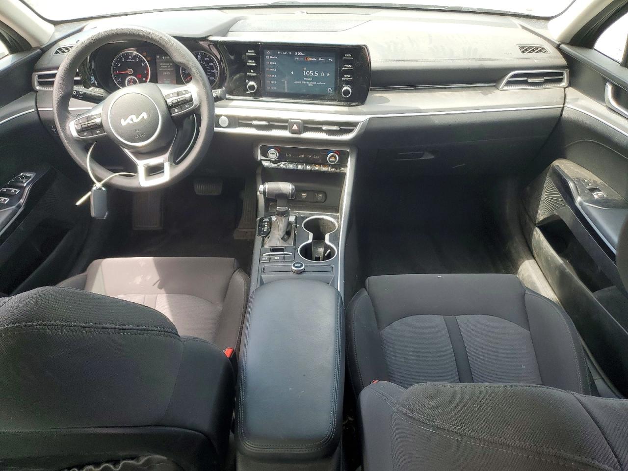 2022 KIA K5