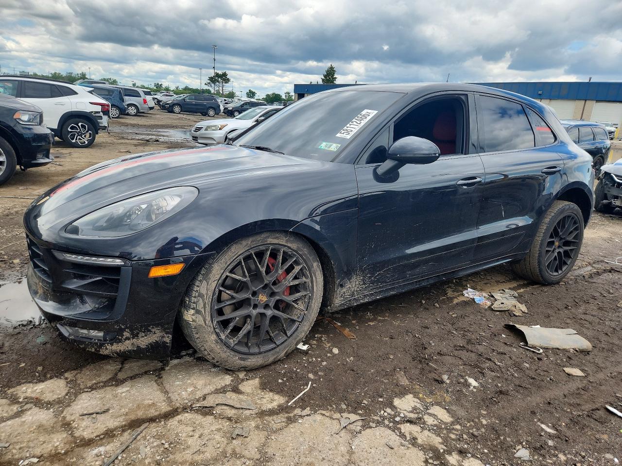 2018 PORSCHE MACAN