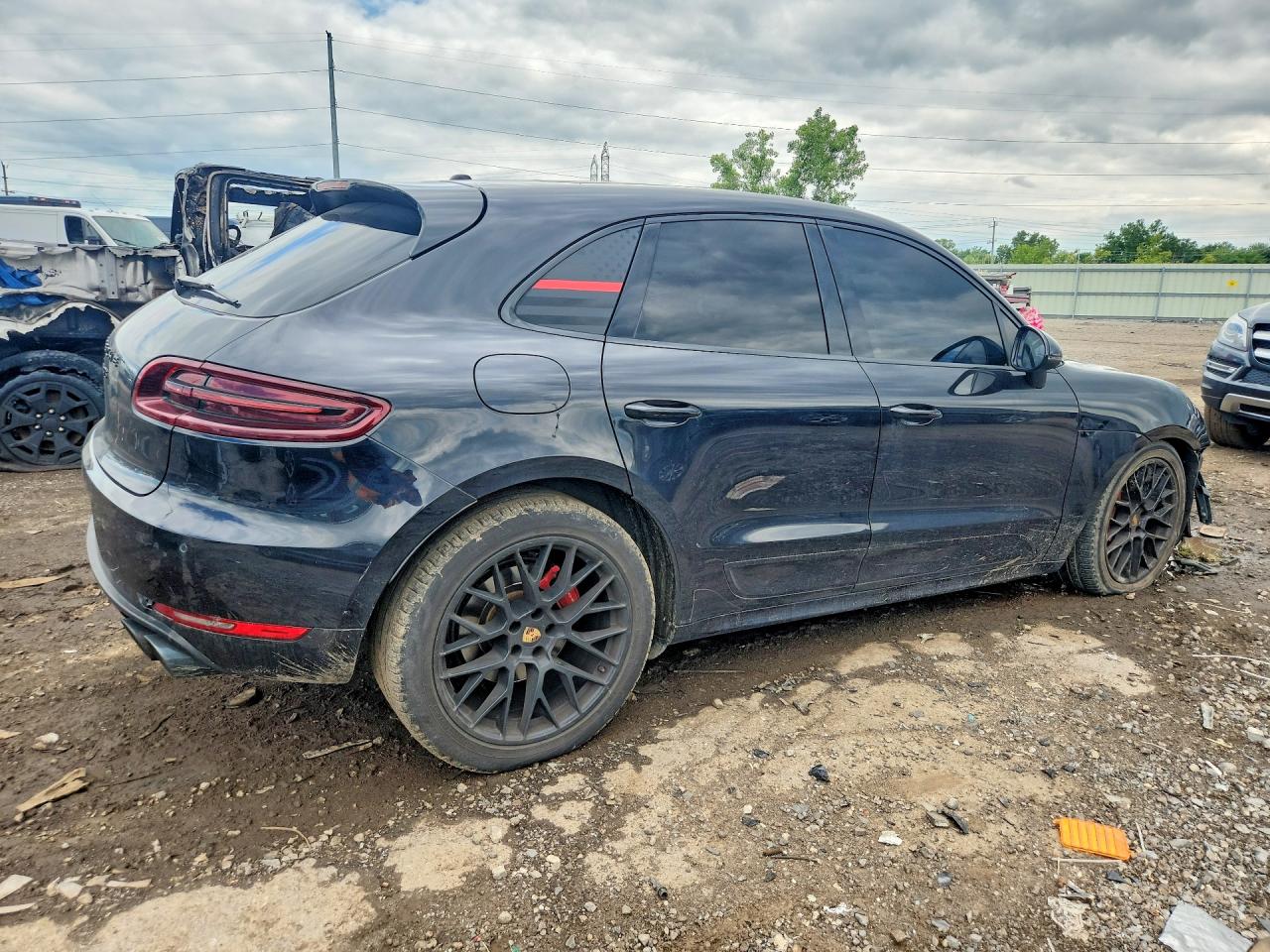 2018 PORSCHE MACAN