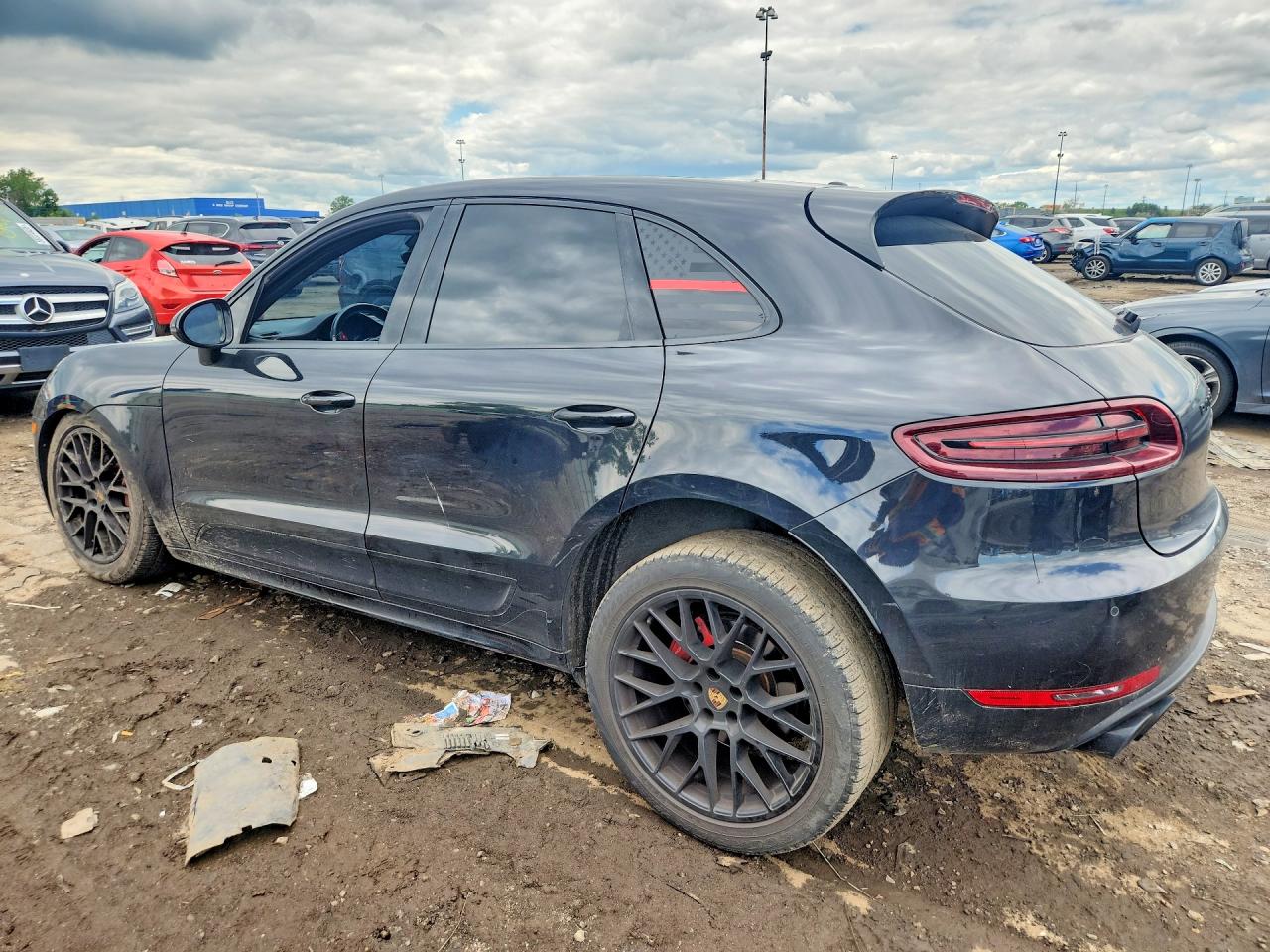 2018 PORSCHE MACAN