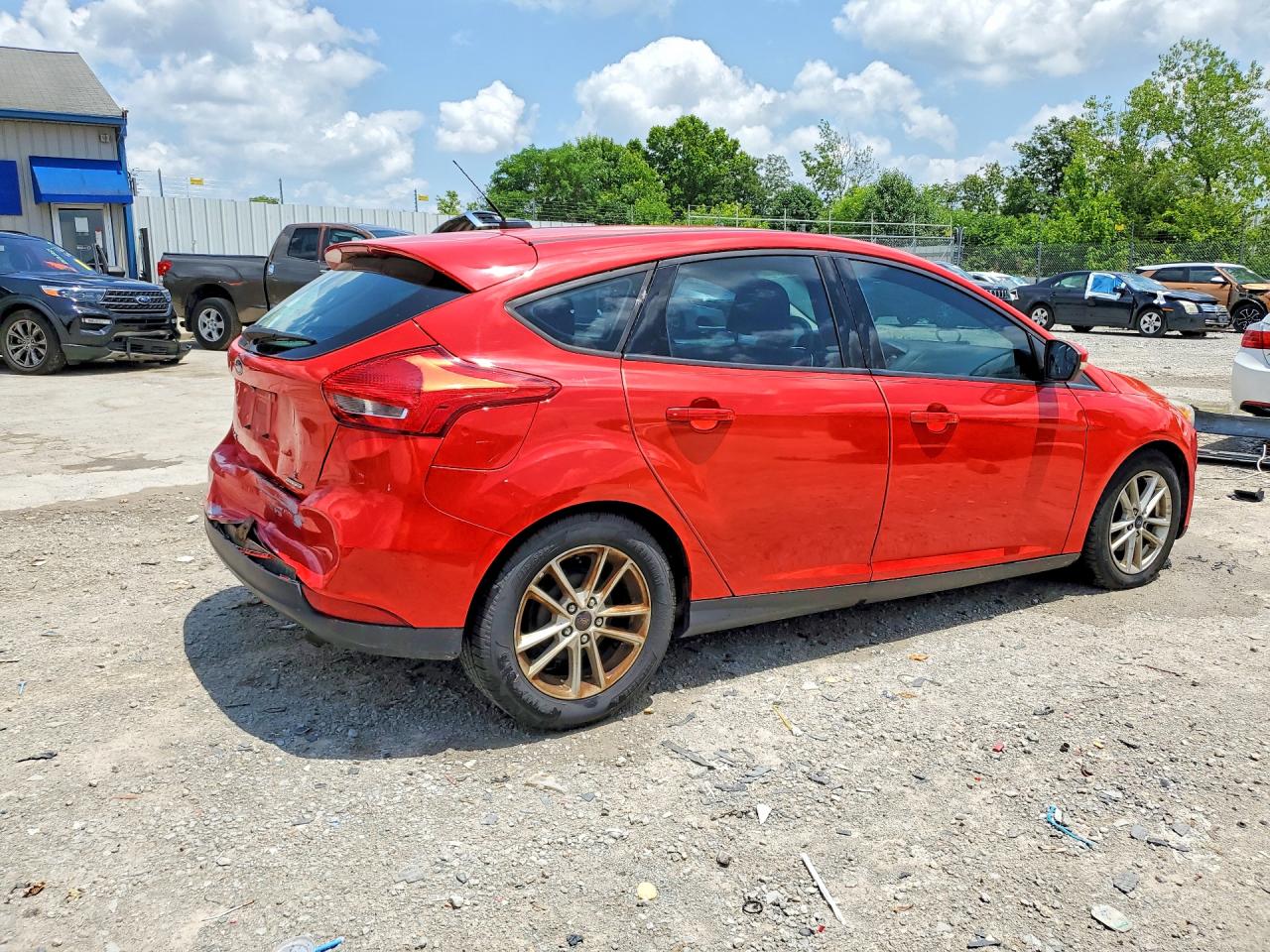 2016 FORD FOCUS