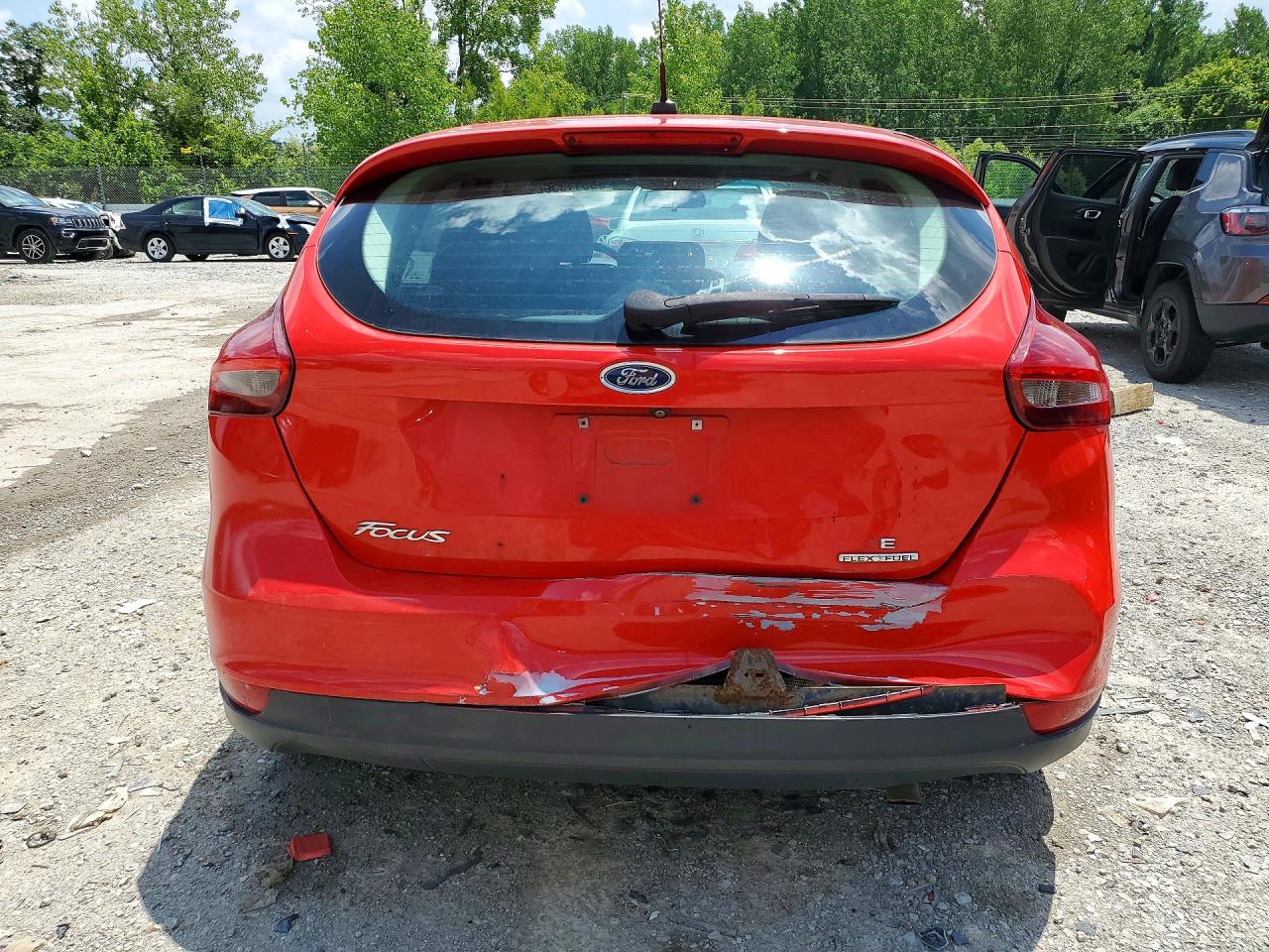 2016 FORD FOCUS
