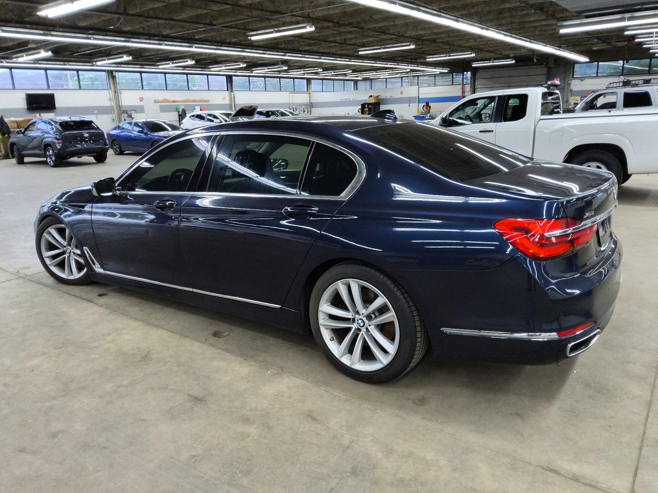 2016 BMW 7 SERIES