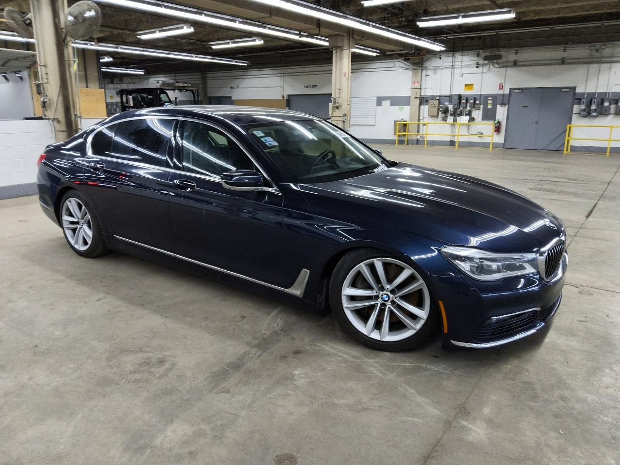 2016 BMW 7 SERIES