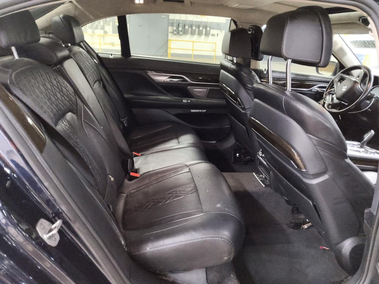 2016 BMW 7 SERIES