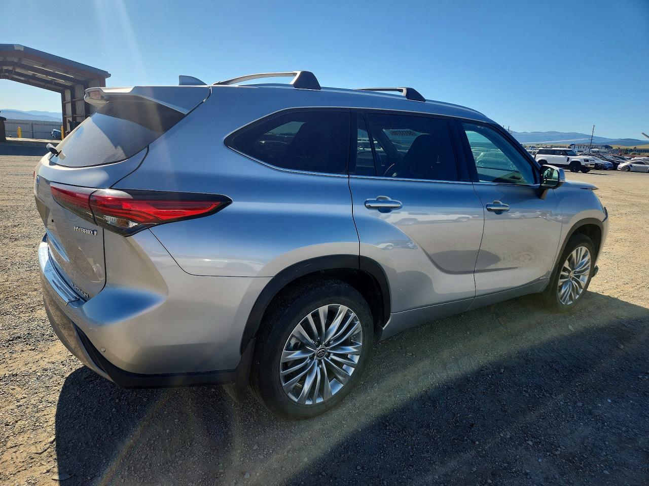 2023 TOYOTA HIGHLANDER