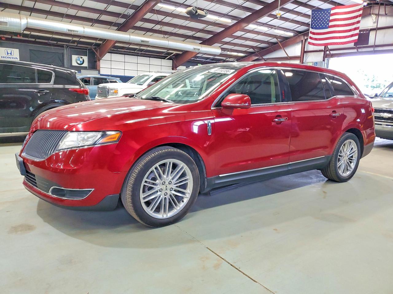 2016 LINCOLN MKT