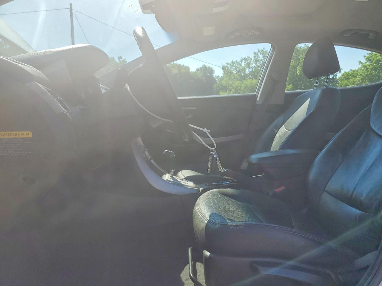 2012 HYUNDAI ELANTRA