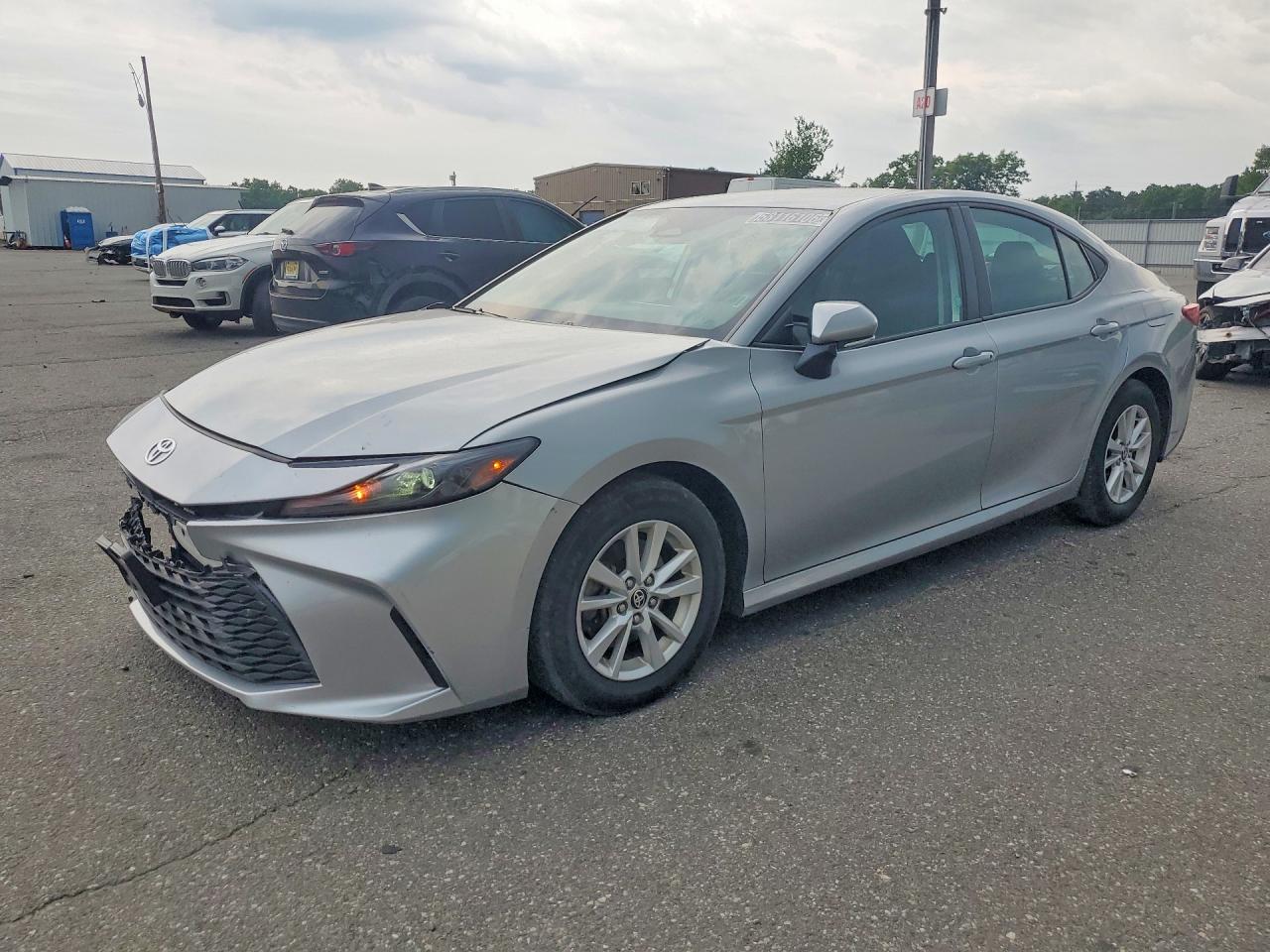 2025 TOYOTA CAMRY