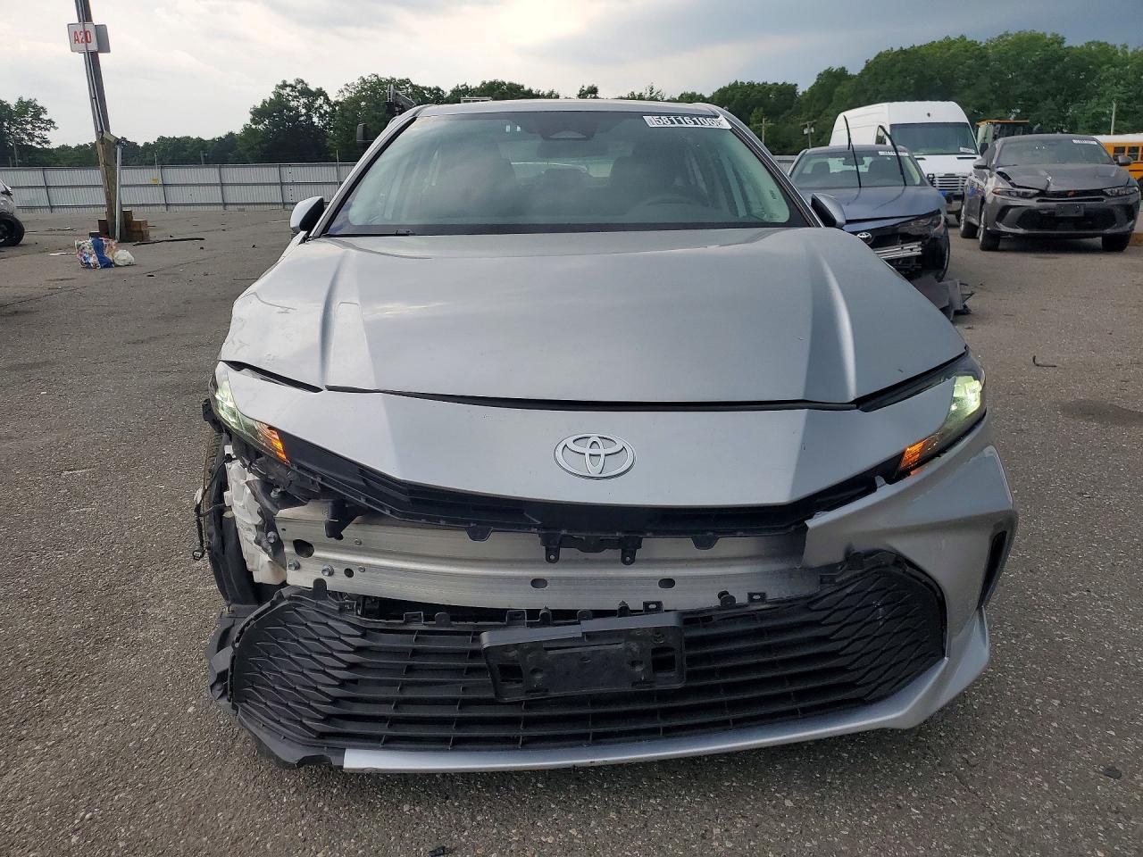 2025 TOYOTA CAMRY