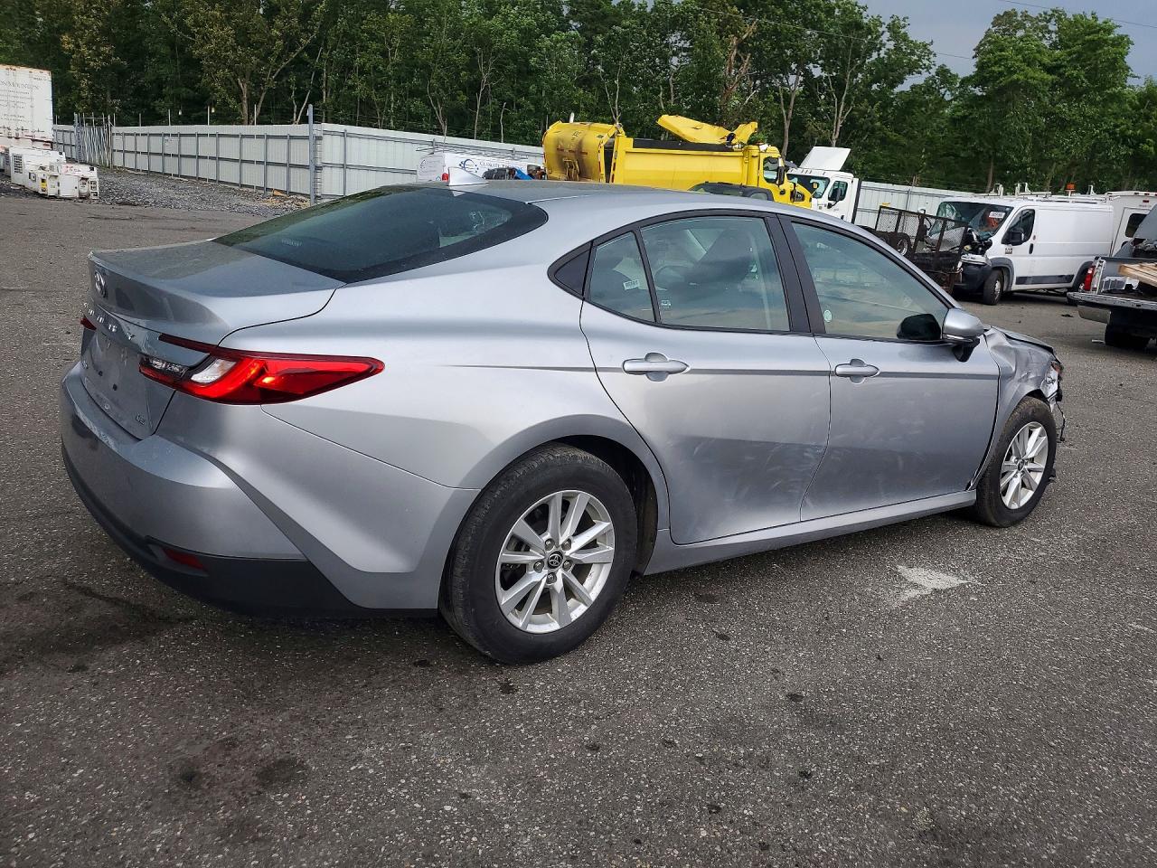 2025 TOYOTA CAMRY