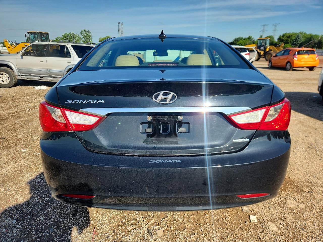 2013 HYUNDAI SONATA