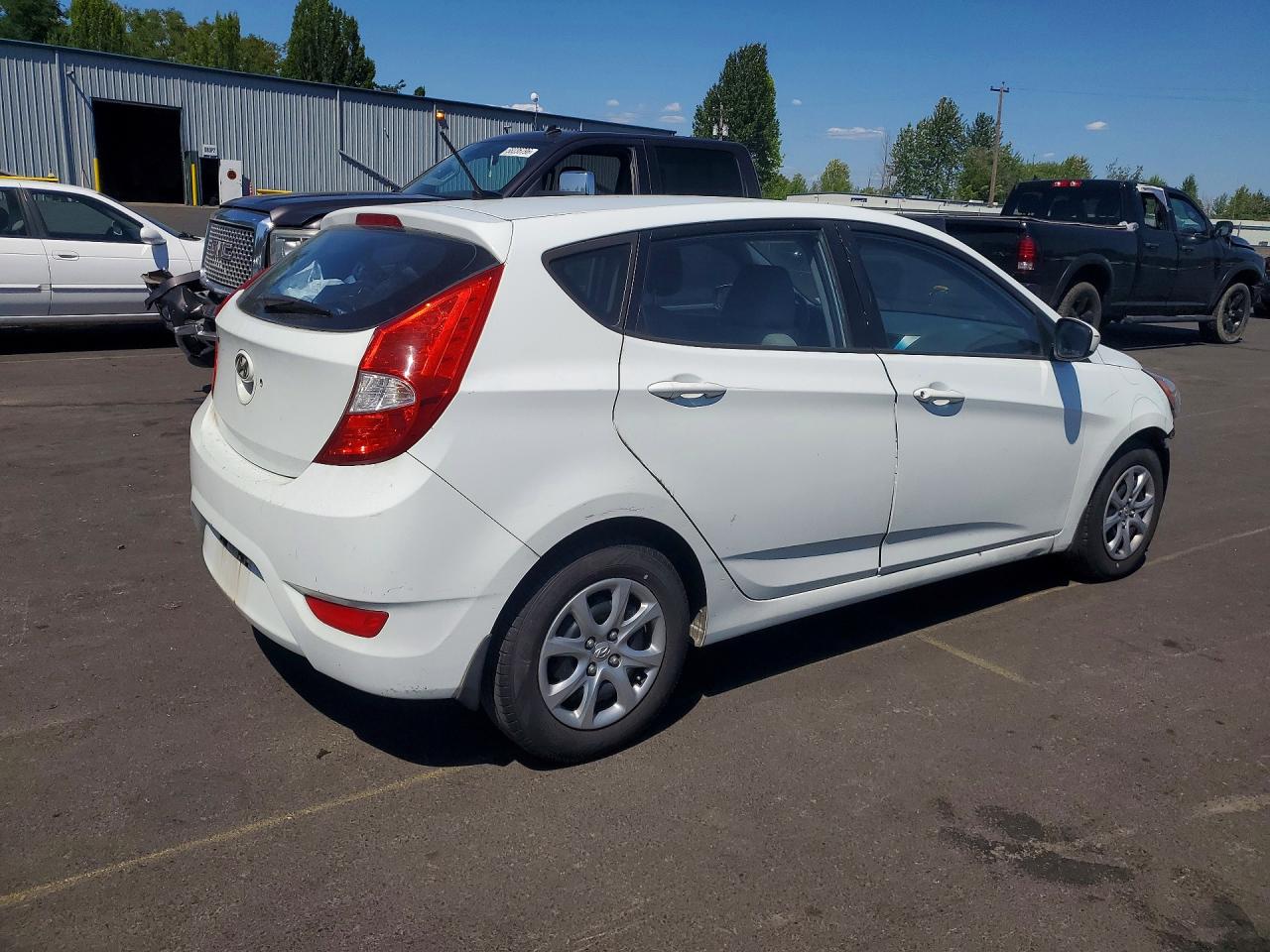 2013 HYUNDAI ACCENT