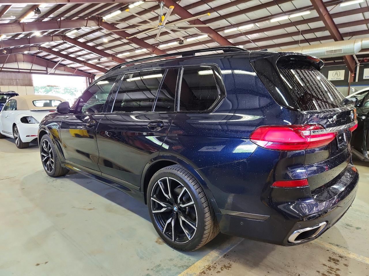2019 BMW X7
