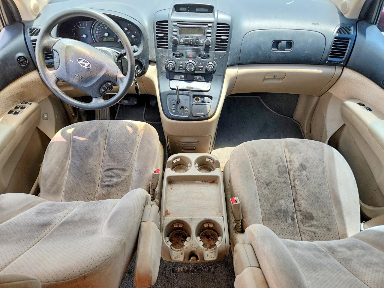 2008 HYUNDAI ENTOURAGE