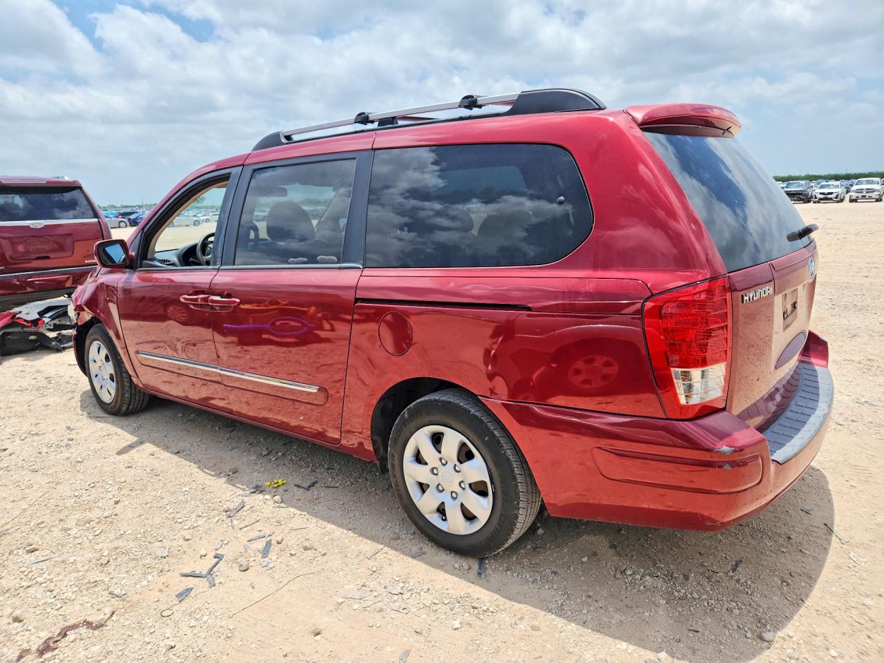 2008 HYUNDAI ENTOURAGE