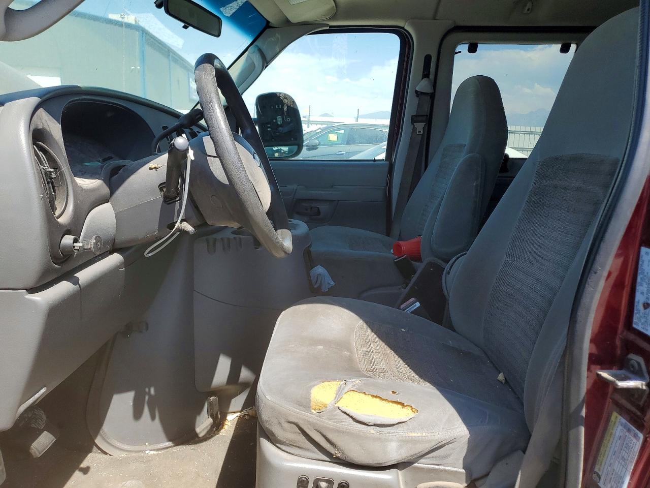 2005 FORD ECONOLINE