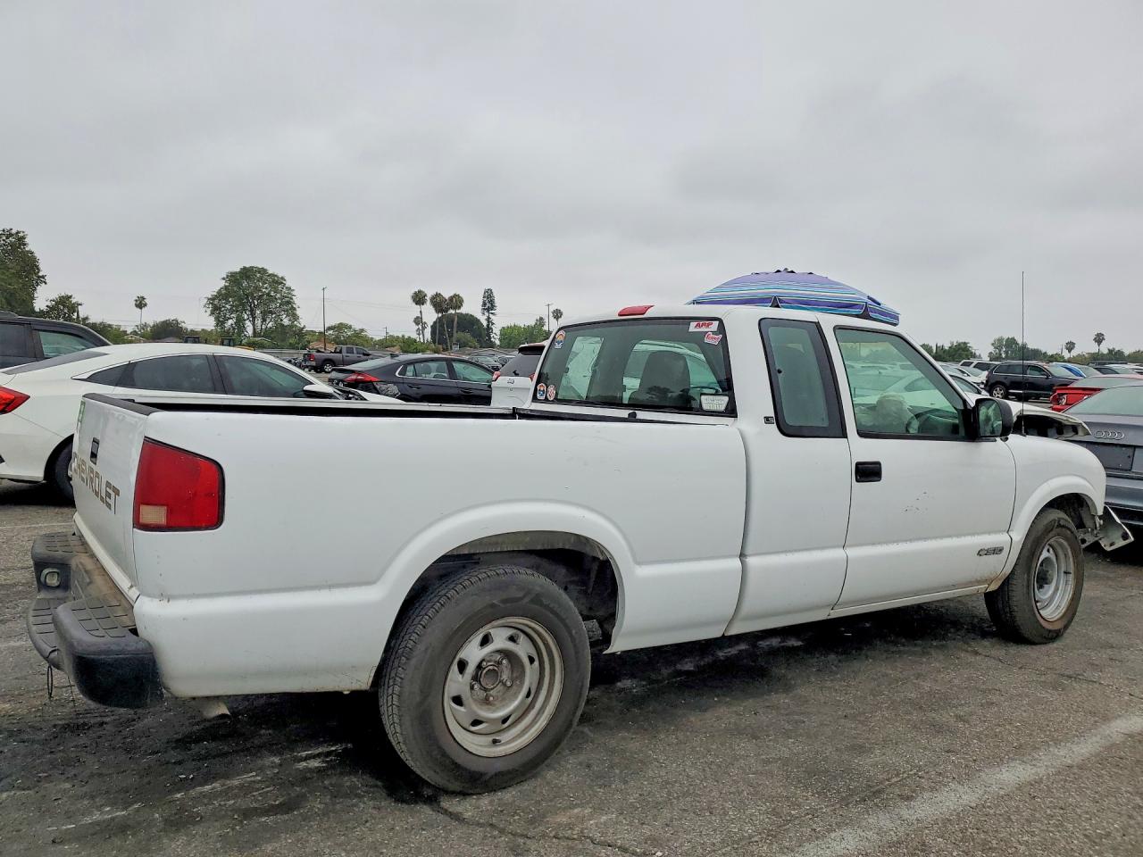 1999 CHEVROLET S10