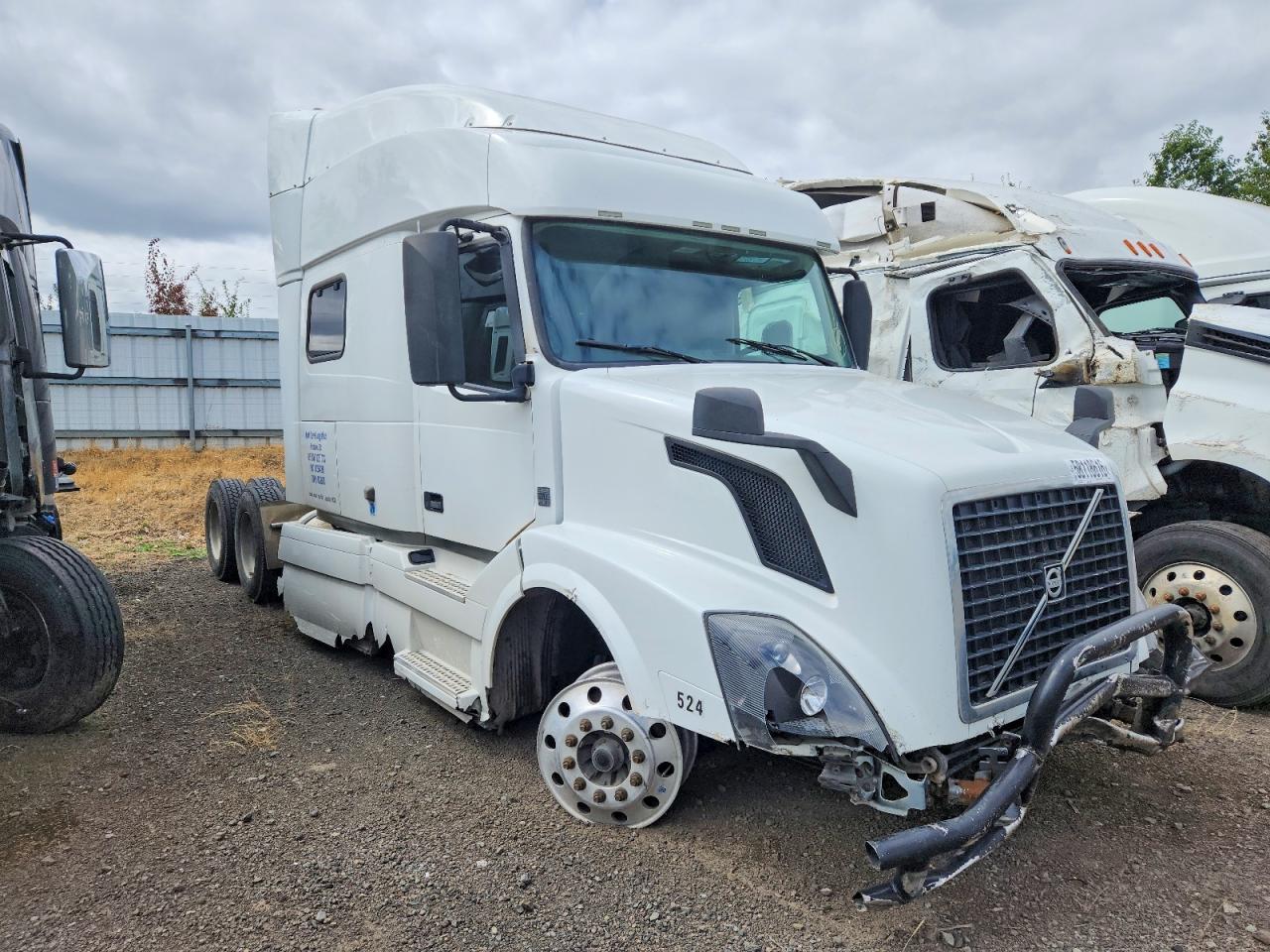 2015 VOLVO VN