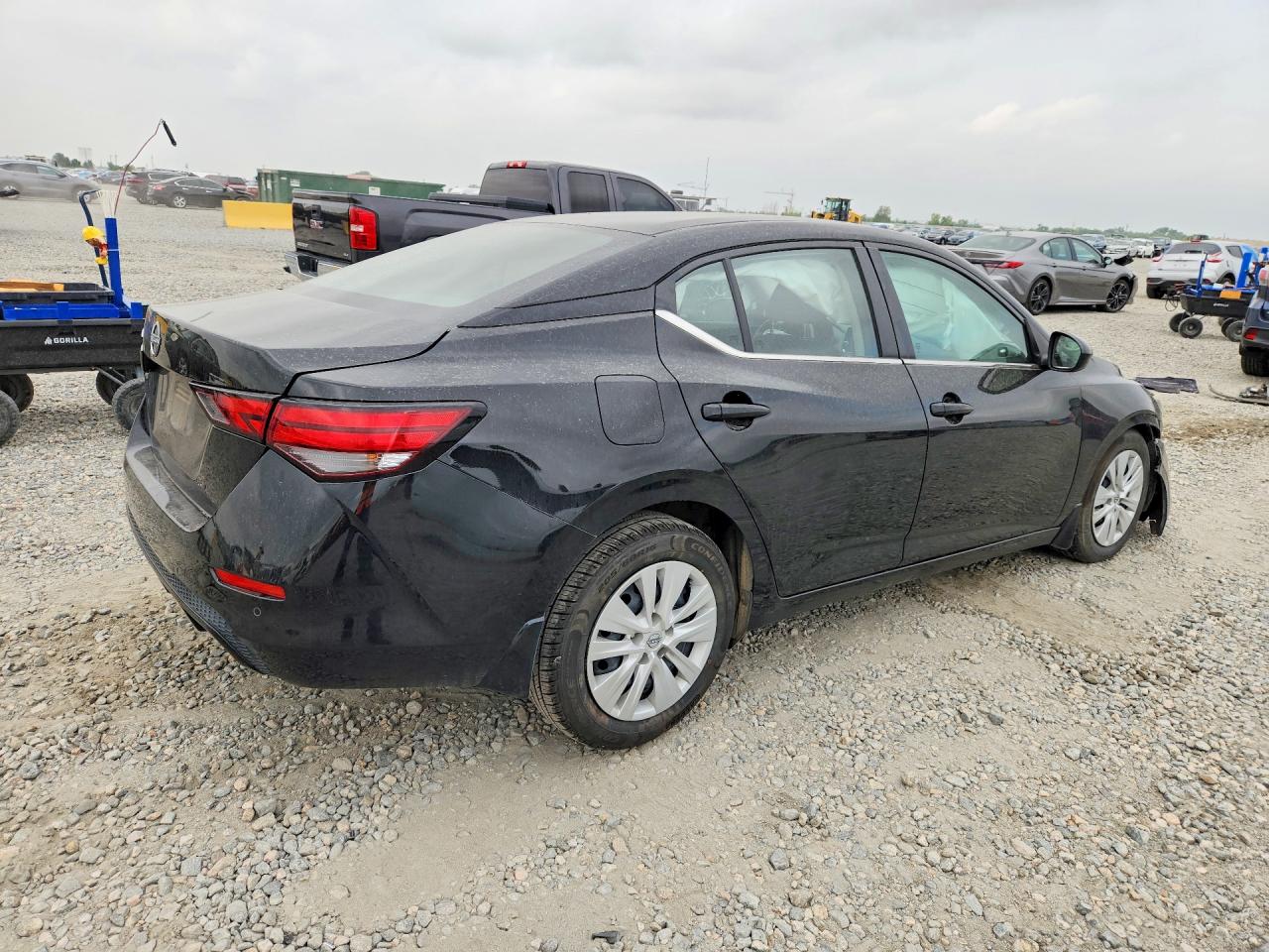 2024 NISSAN SENTRA