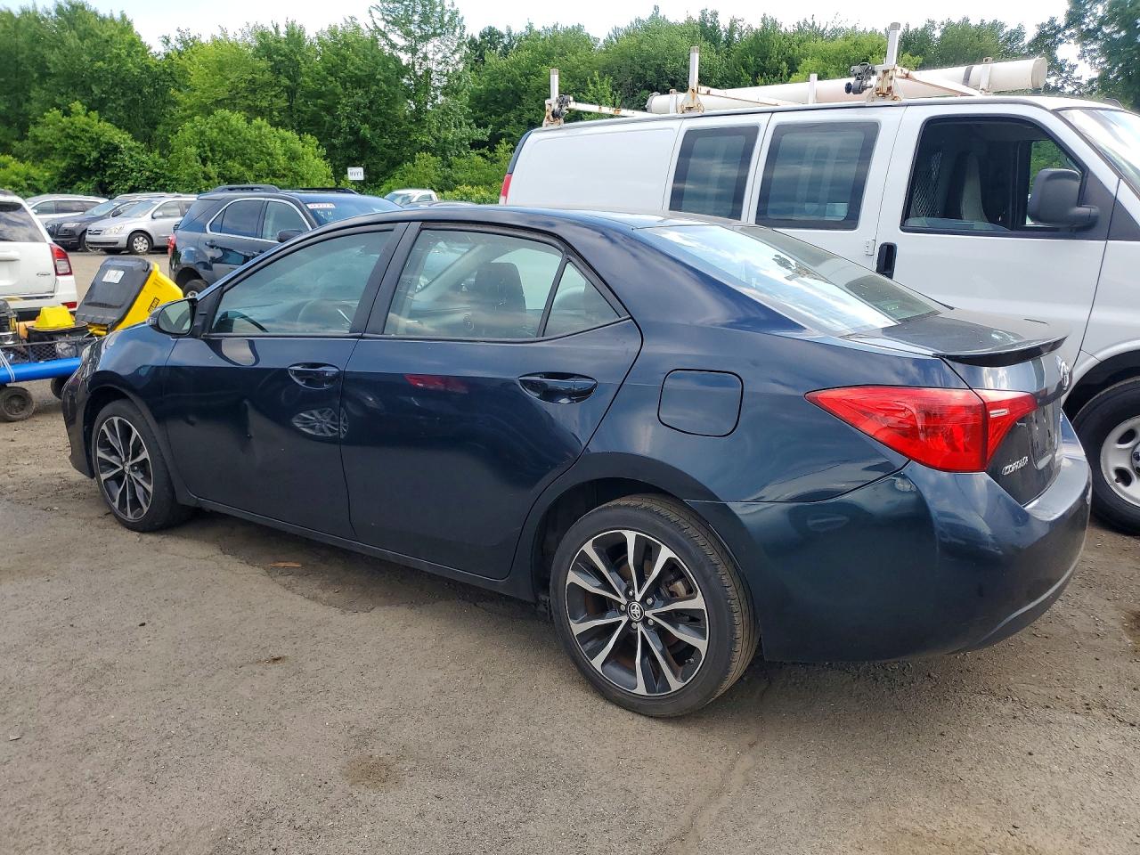 2017 TOYOTA COROLLA