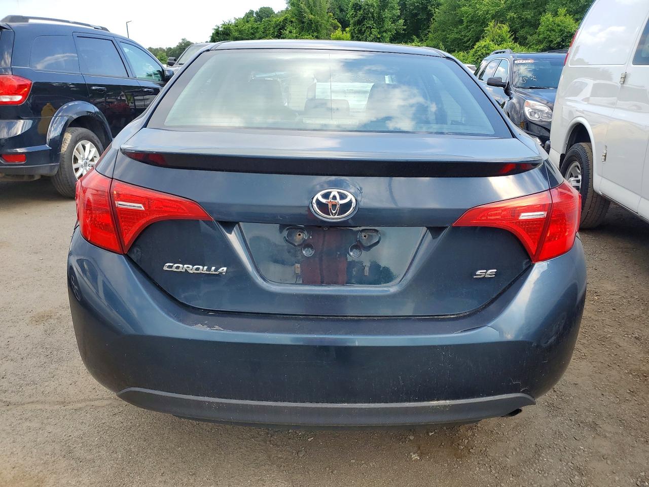 2017 TOYOTA COROLLA