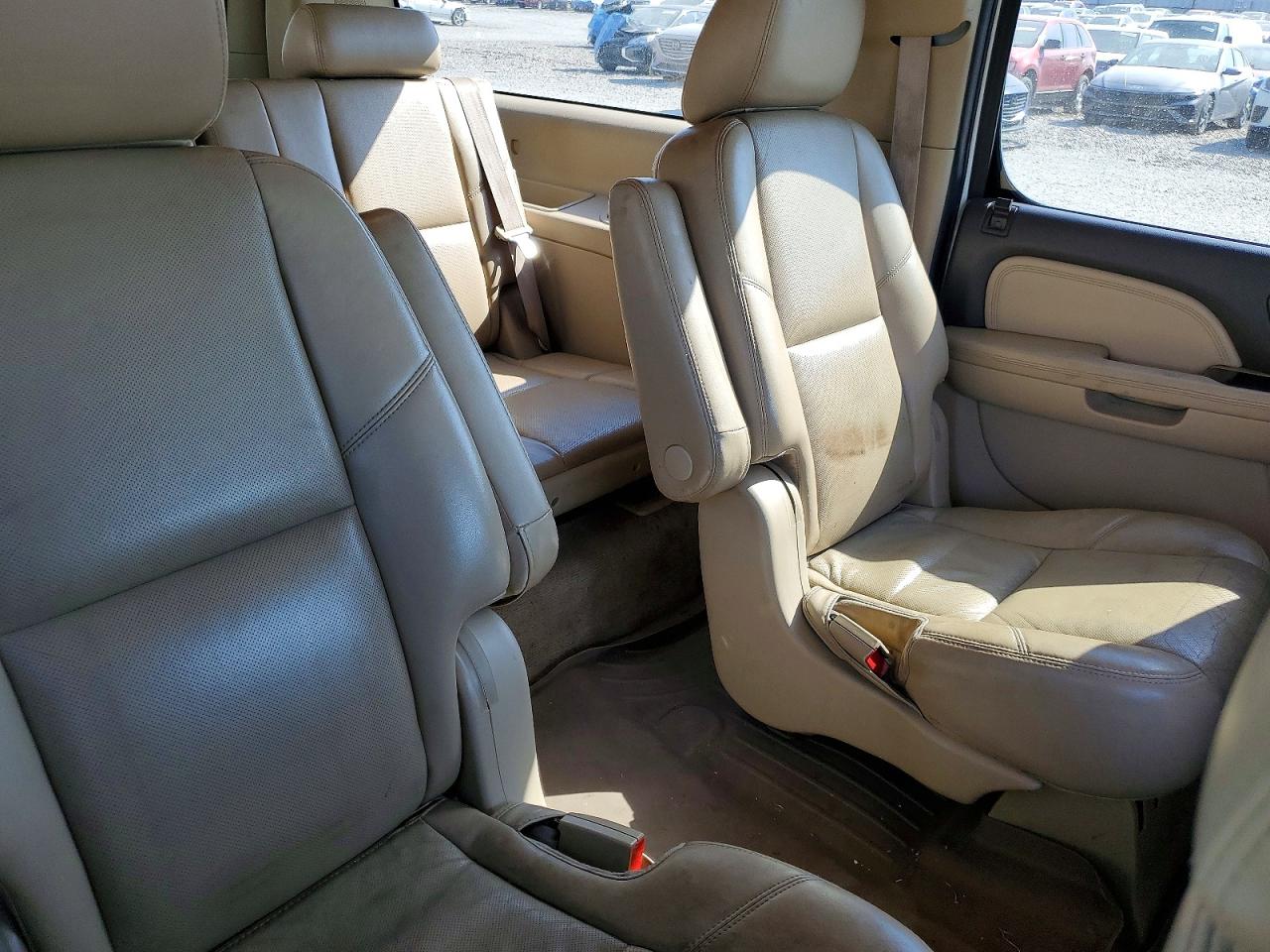 2011 GMC YUKON