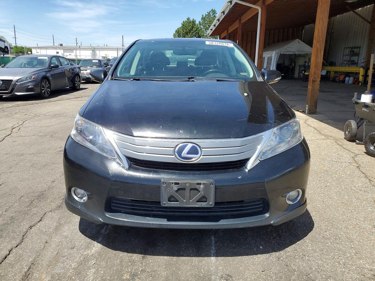 2011 LEXUS HS
