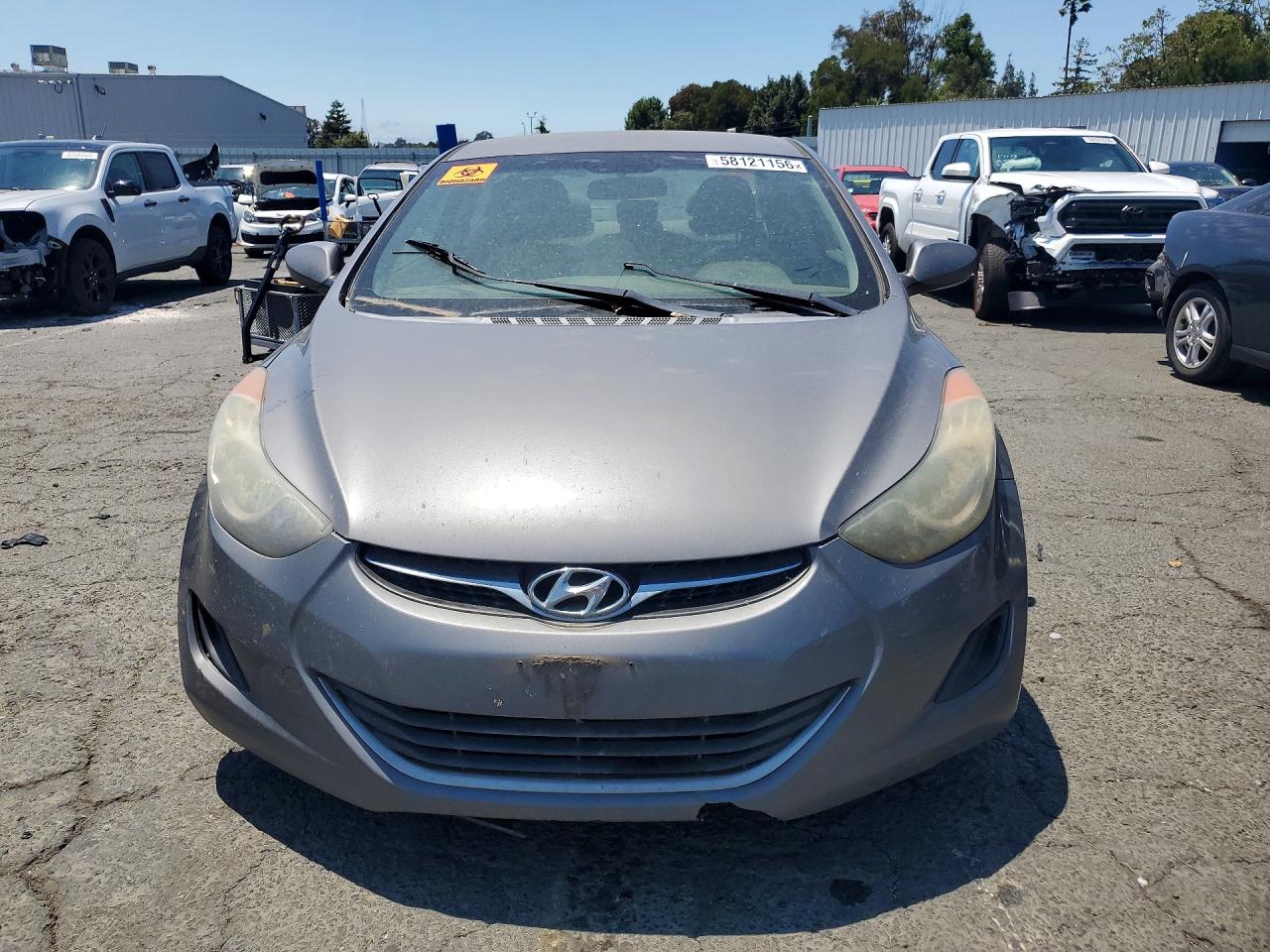 2013 HYUNDAI ELANTRA