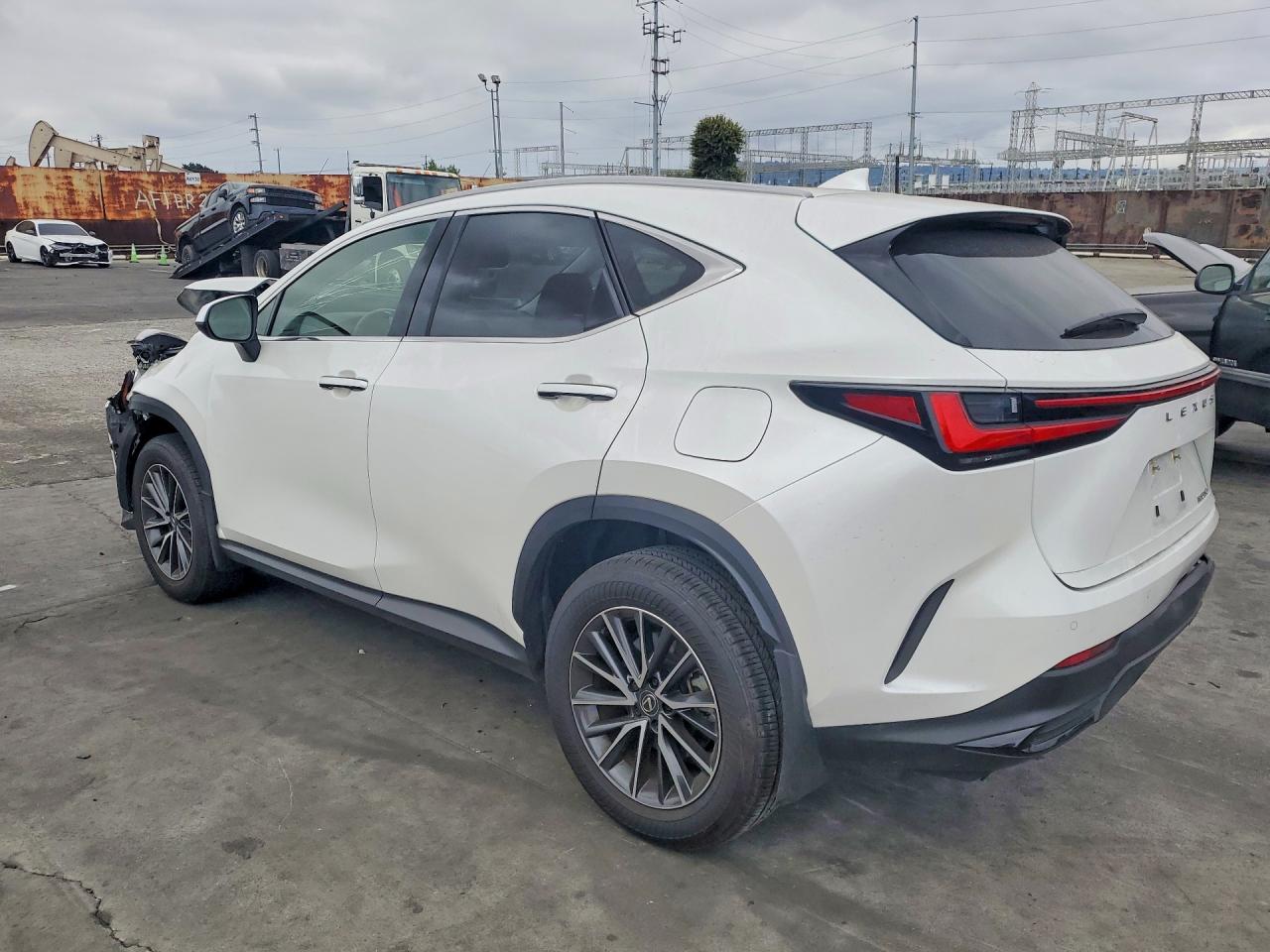 2025 LEXUS NX