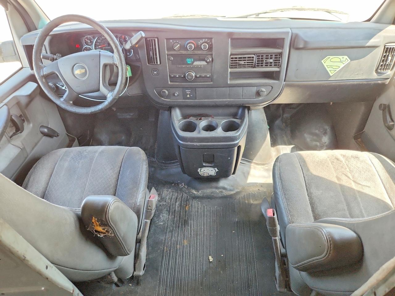 2011 CHEVROLET EXPRESS