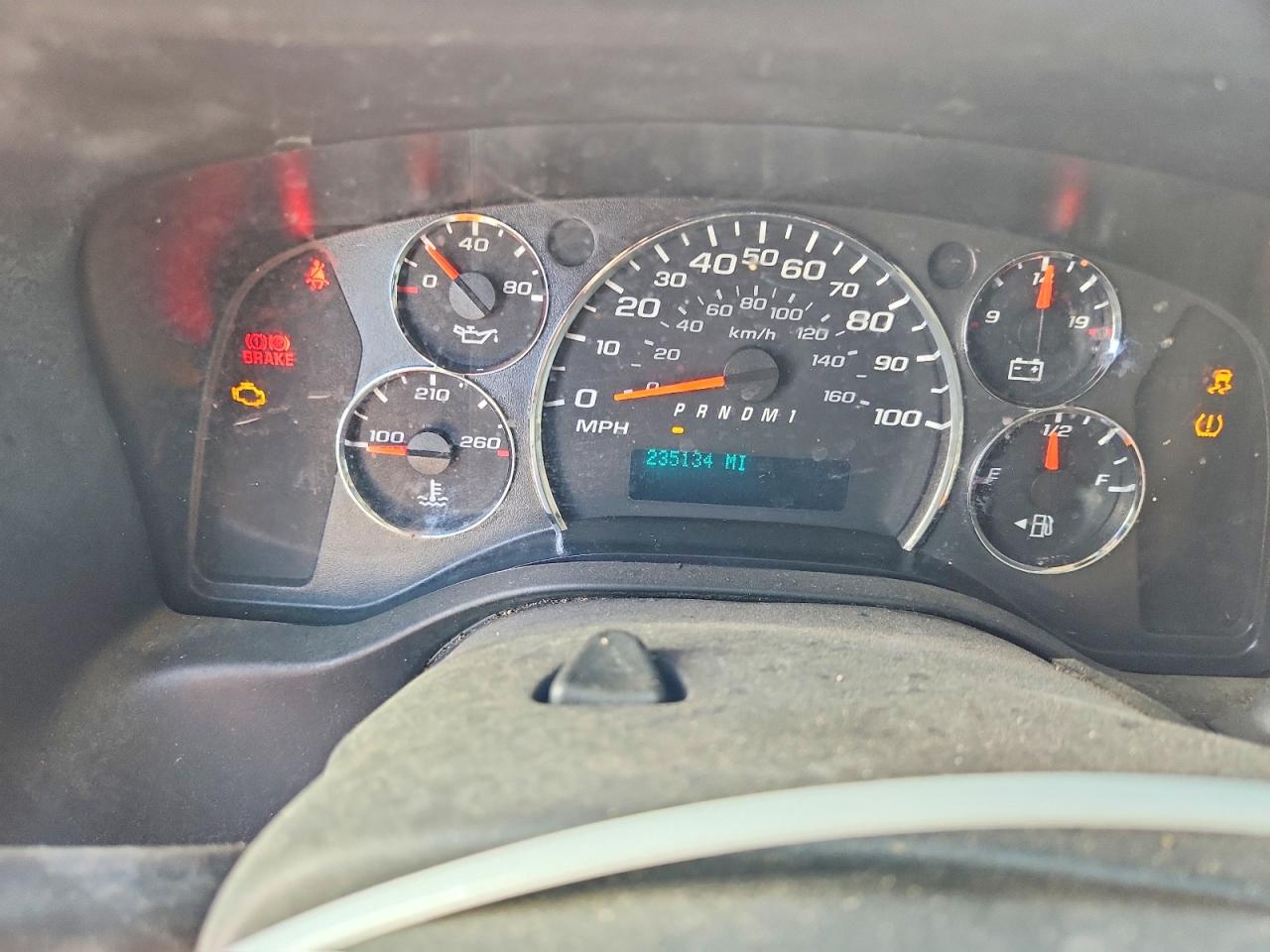 2011 CHEVROLET EXPRESS
