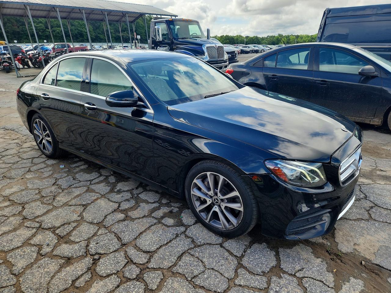 2020 MERCEDES-BENZ E-CLASS