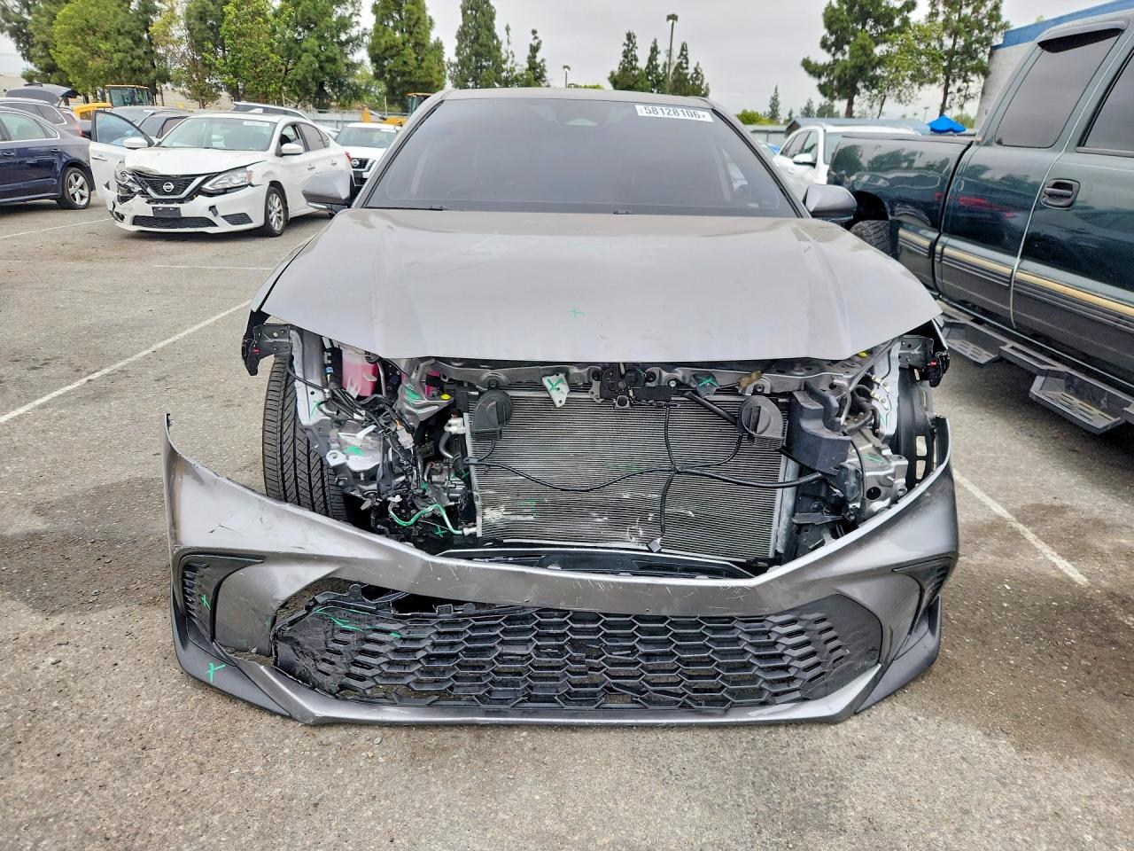 2025 TOYOTA CAMRY