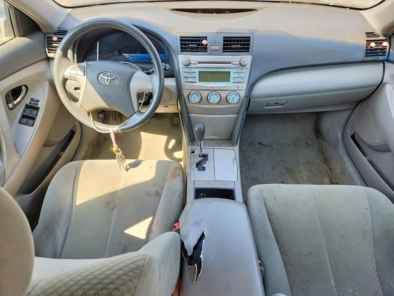 2009 TOYOTA CAMRY