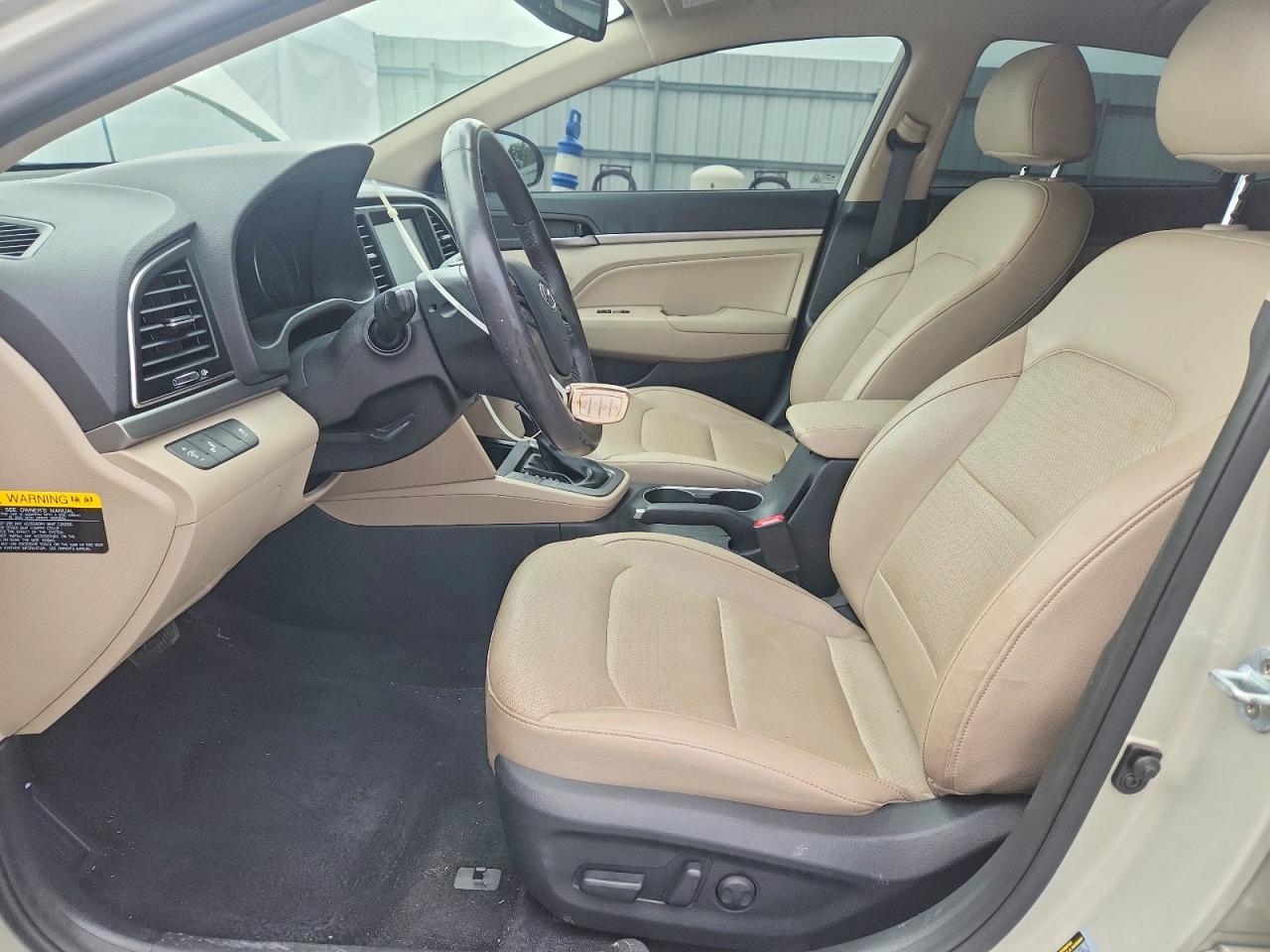 2017 HYUNDAI ELANTRA