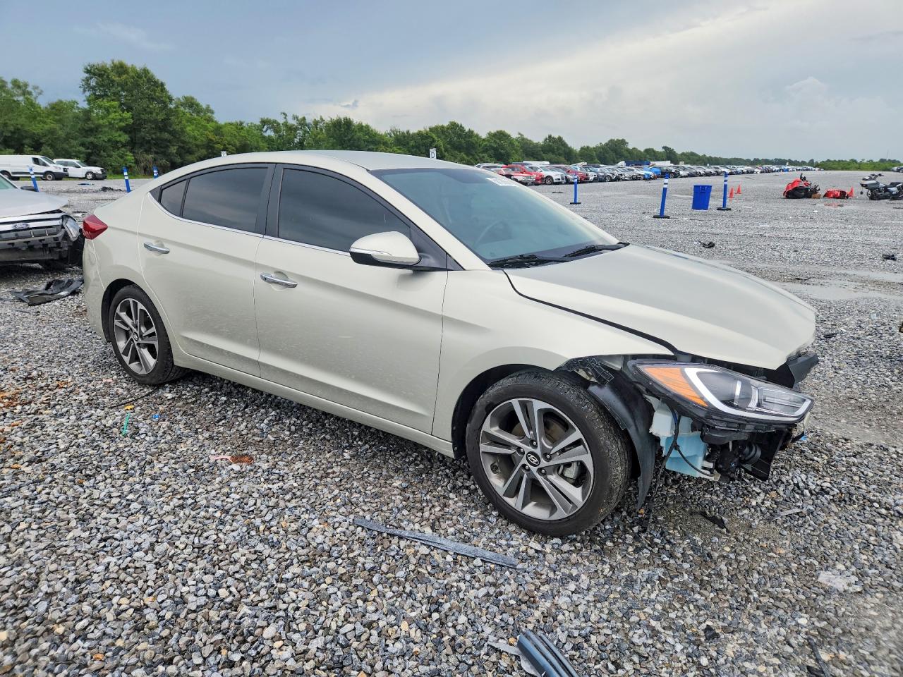2017 HYUNDAI ELANTRA