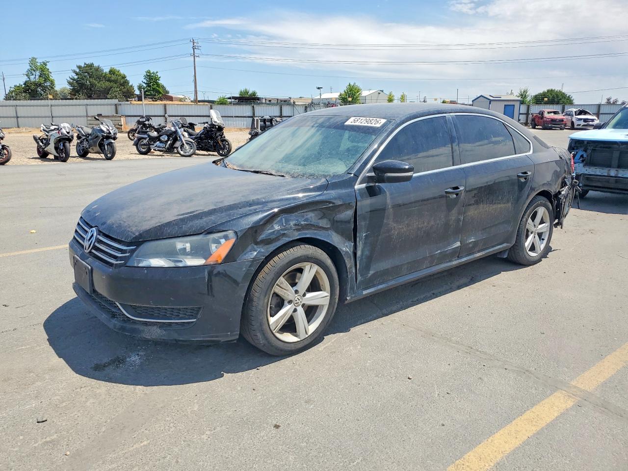 2013 VOLKSWAGEN PASSAT