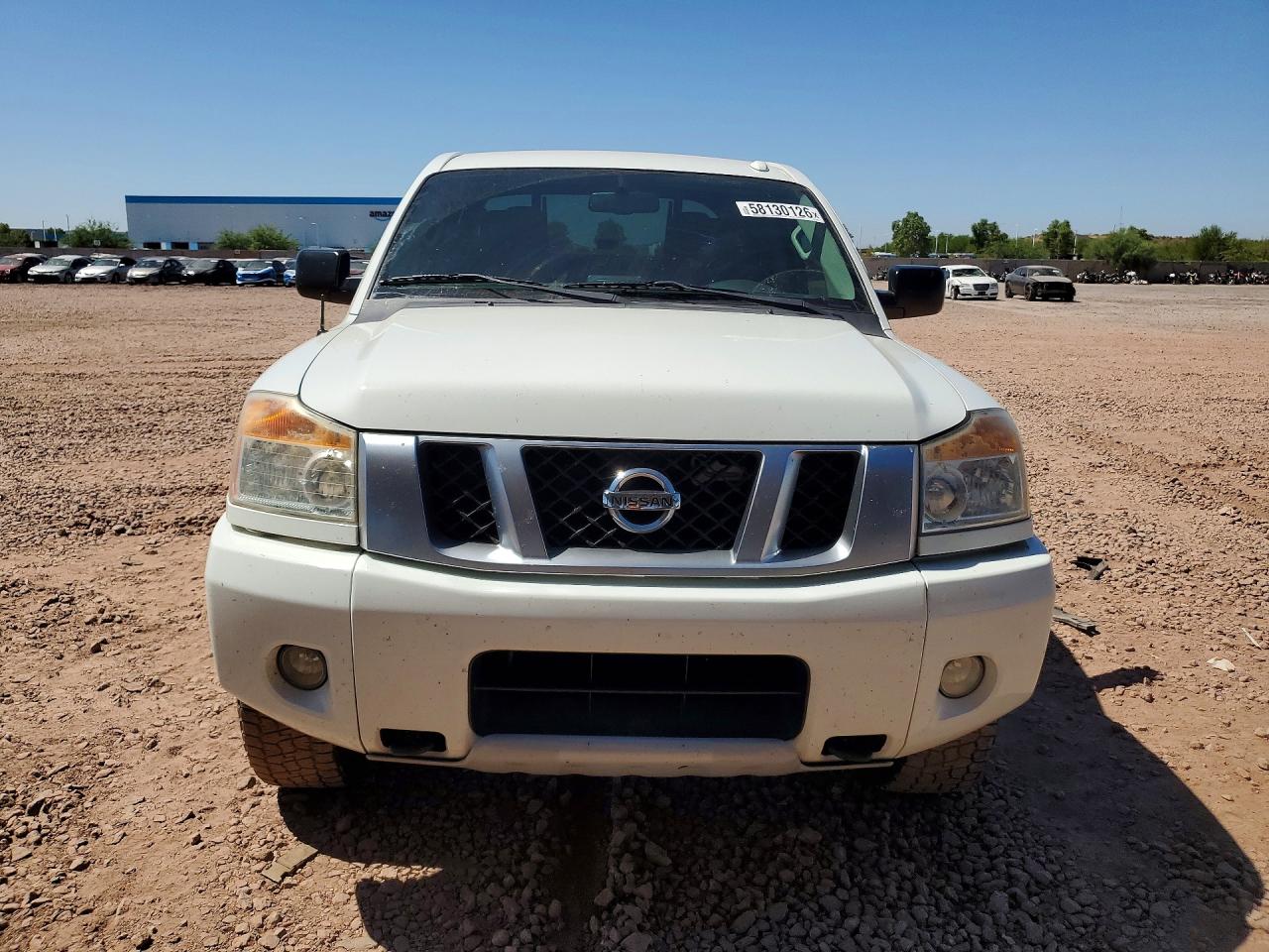 2015 NISSAN TITAN