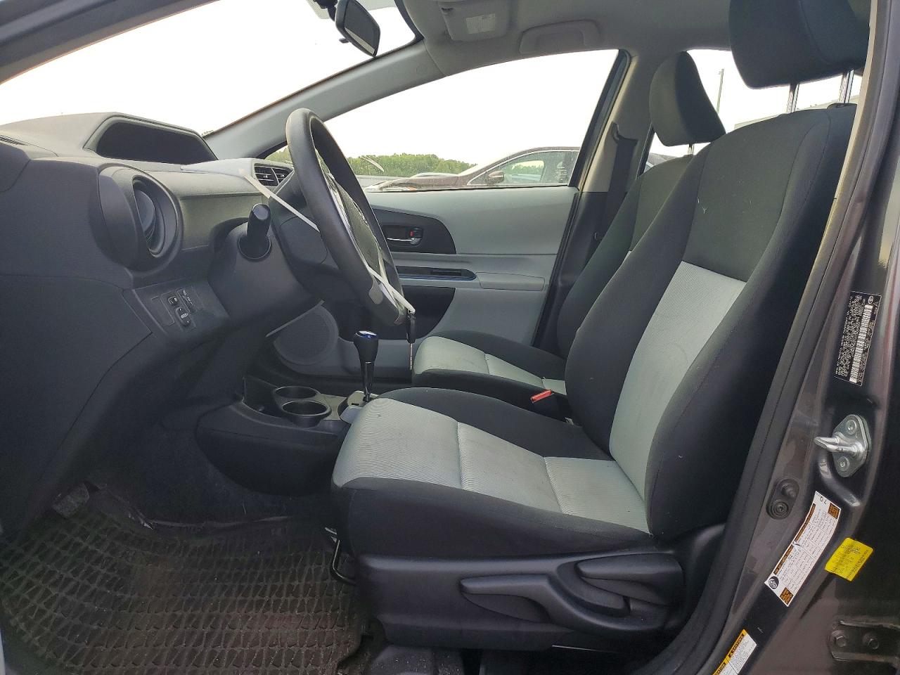 2012 TOYOTA PRIUS