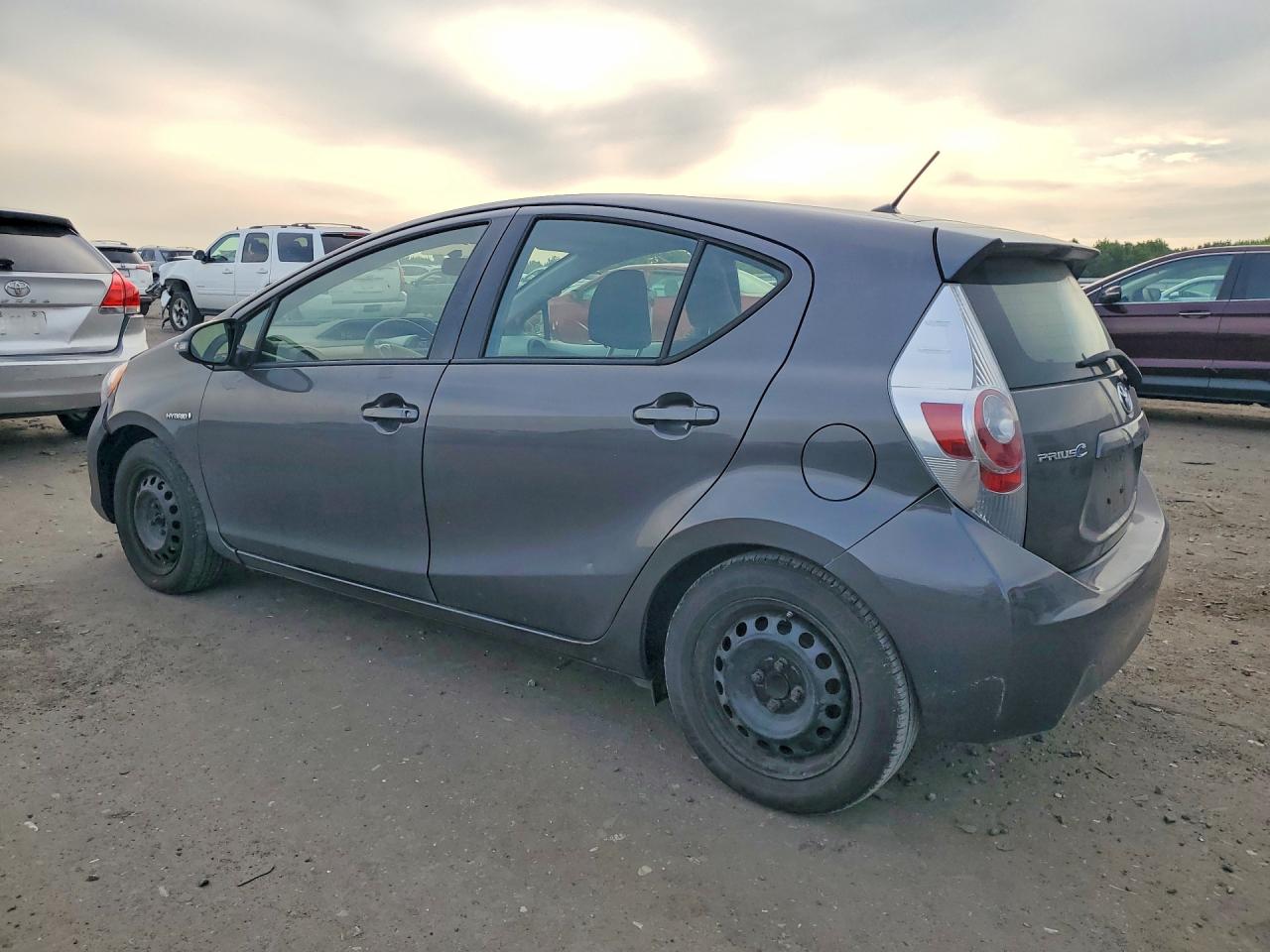 2012 TOYOTA PRIUS