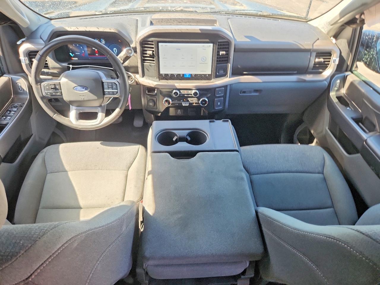 2025 FORD F150
