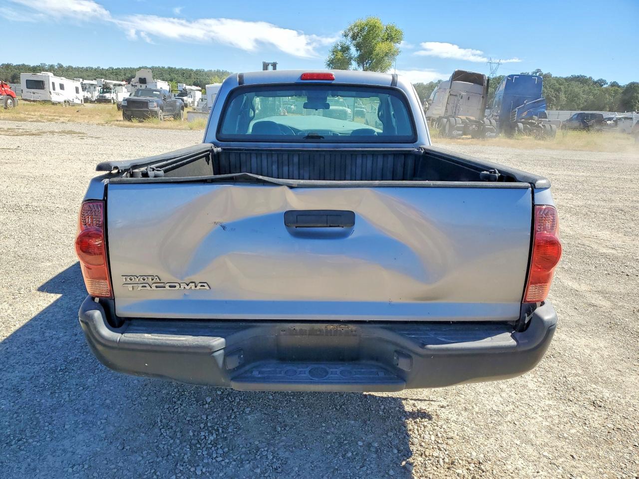 2015 TOYOTA TACOMA