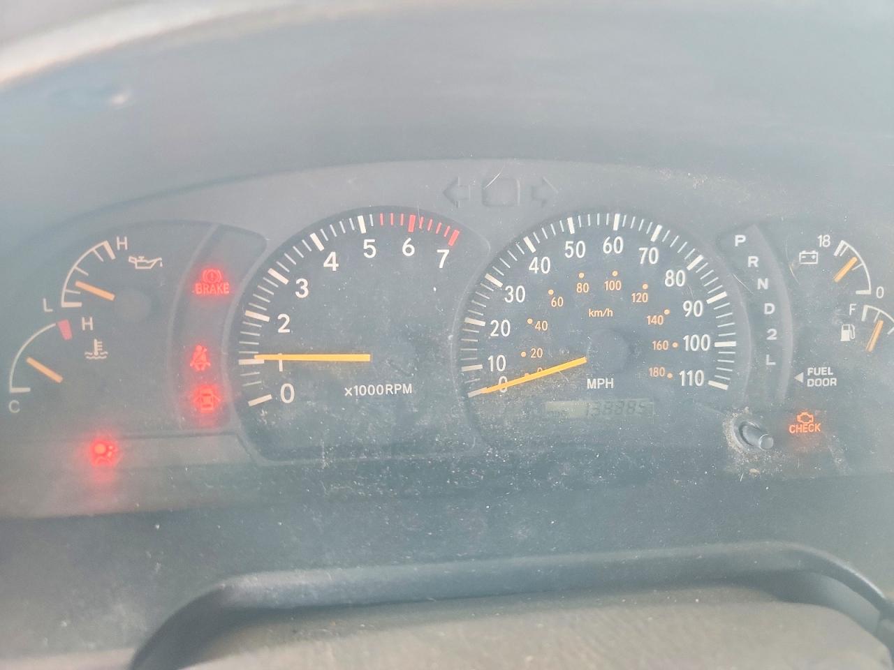 2002 TOYOTA TUNDRA