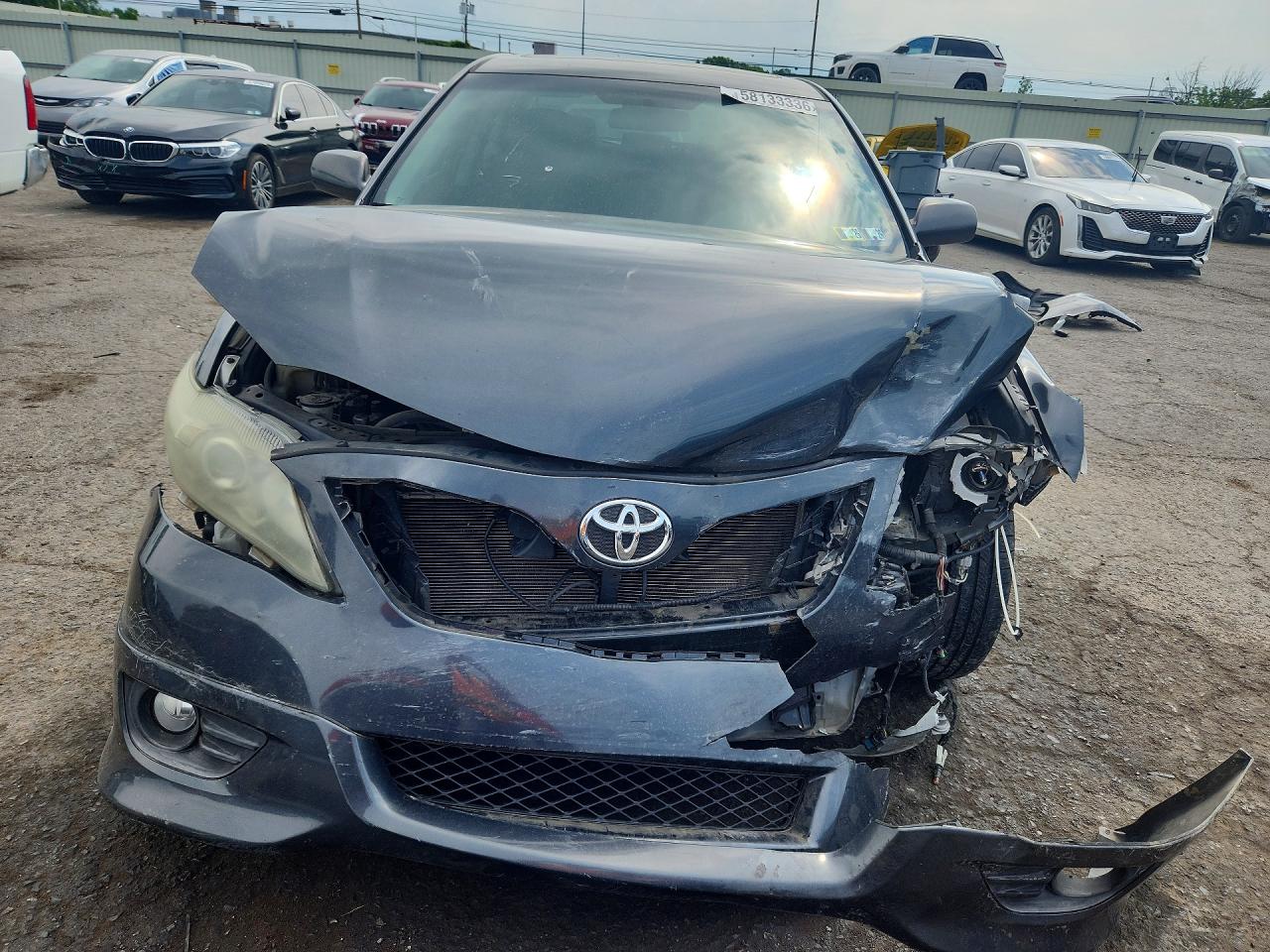2011 TOYOTA CAMRY