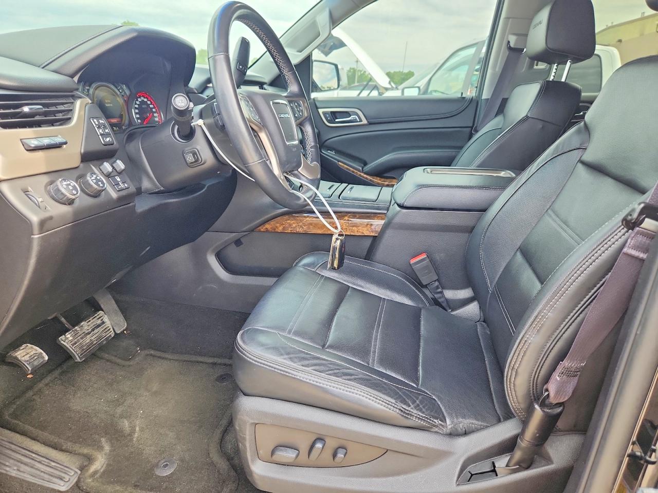 2016 GMC YUKON