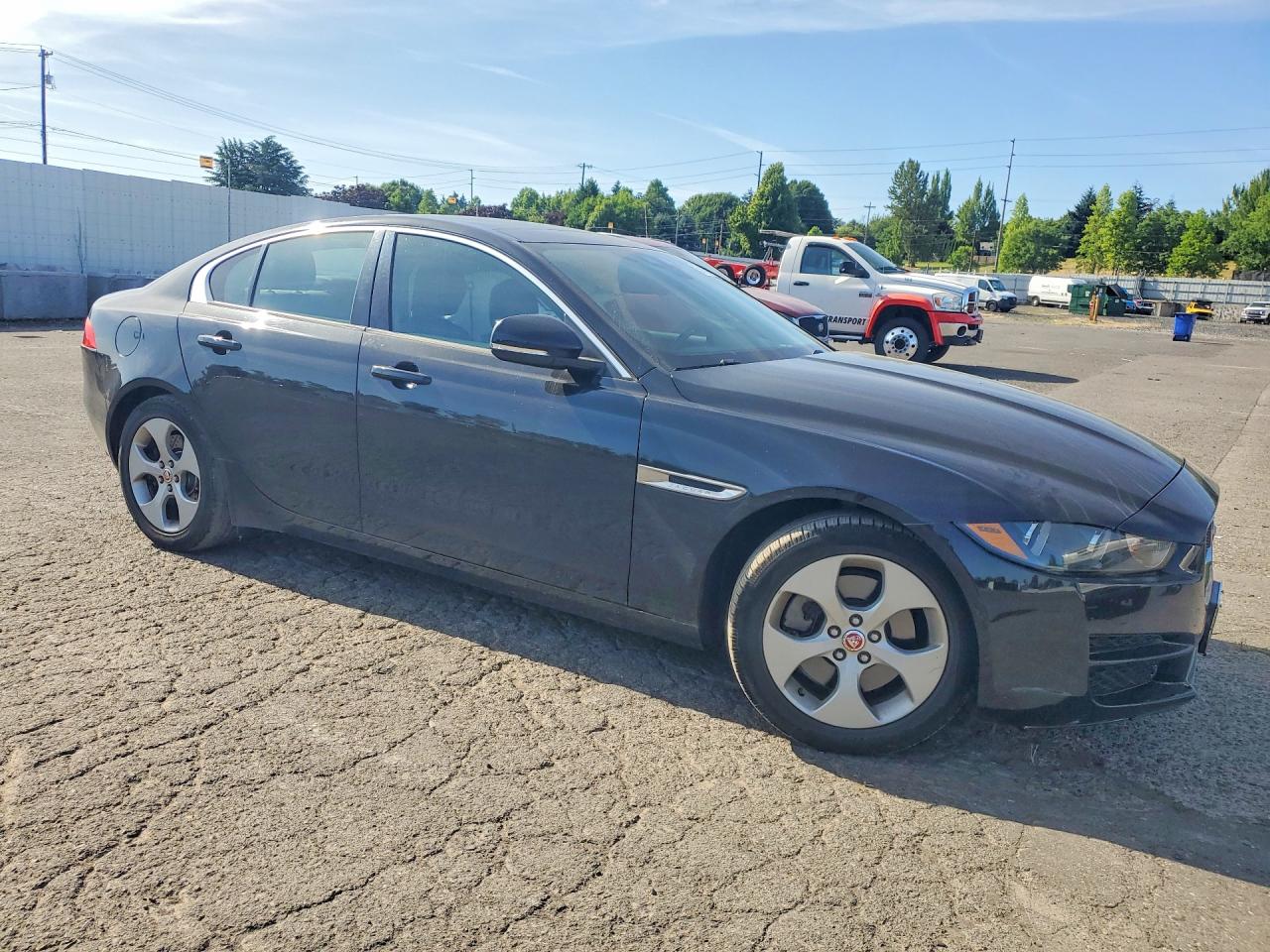 2017 JAGUAR XE